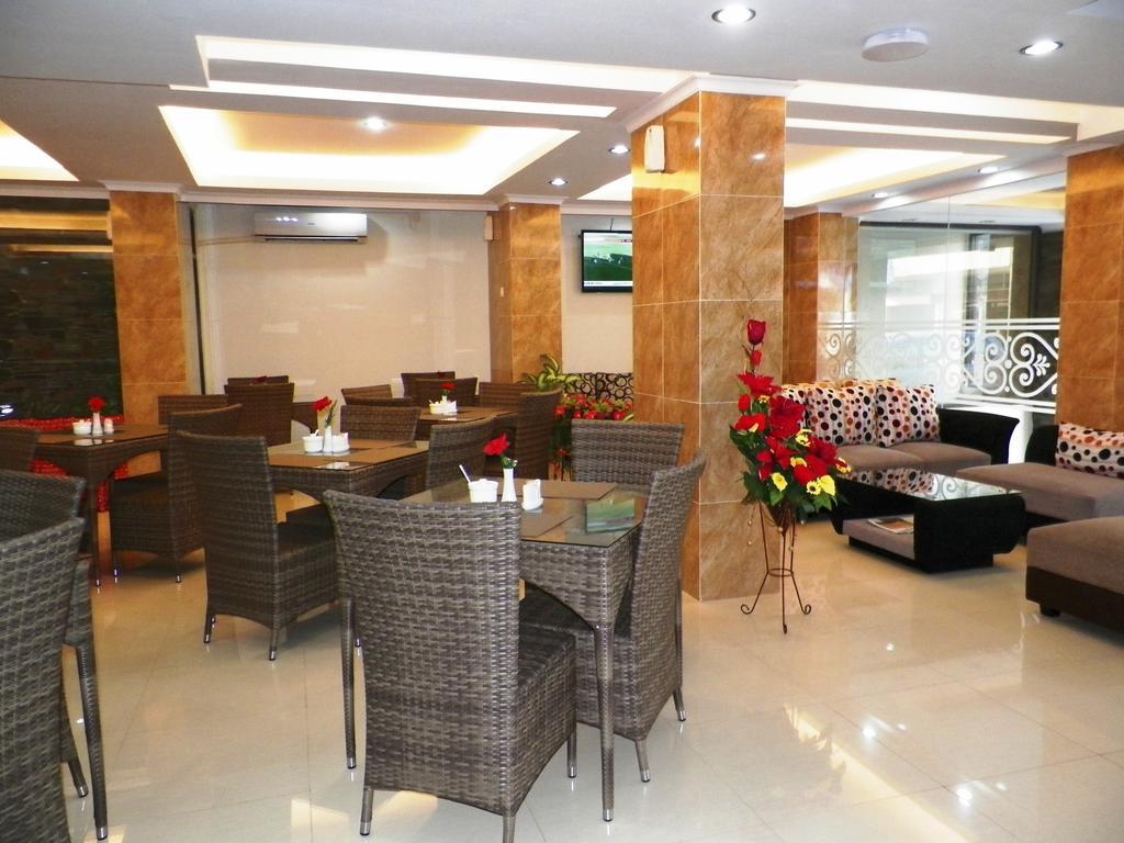 Maranatha Grand Hotel Yogyakarta Exterior photo